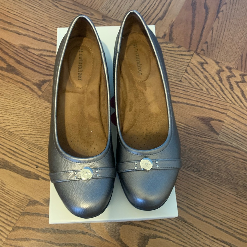 Naturalizer Women's Pewter Shoes
